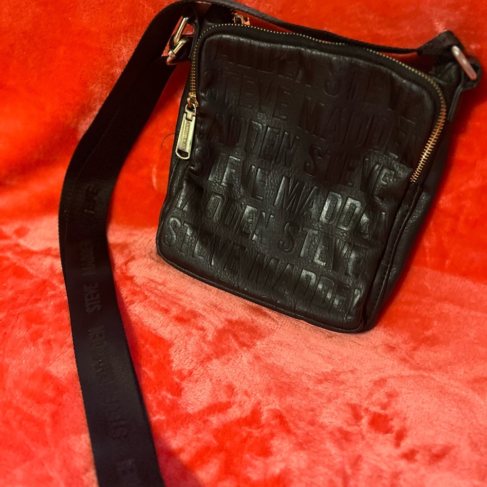 Steve Madden Crossbody purse